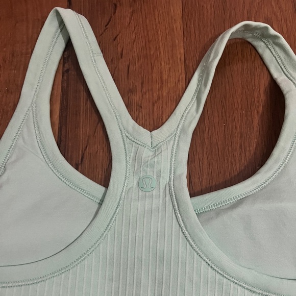 Lululemon Ebb to Street Tank Top Creamy Mint Size 6 - Picture 8 of 9